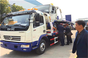 雨花台区汽车道路救援拖车价格